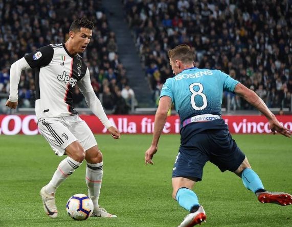 星空体育官网包含集结日成都蓉城调整名单以备意大利杯，扳平良机环节打磨，目标明确，年轻球员得到机会的词条